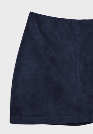 Мини-юбка-шорты из искусственной замши- Заказать в России