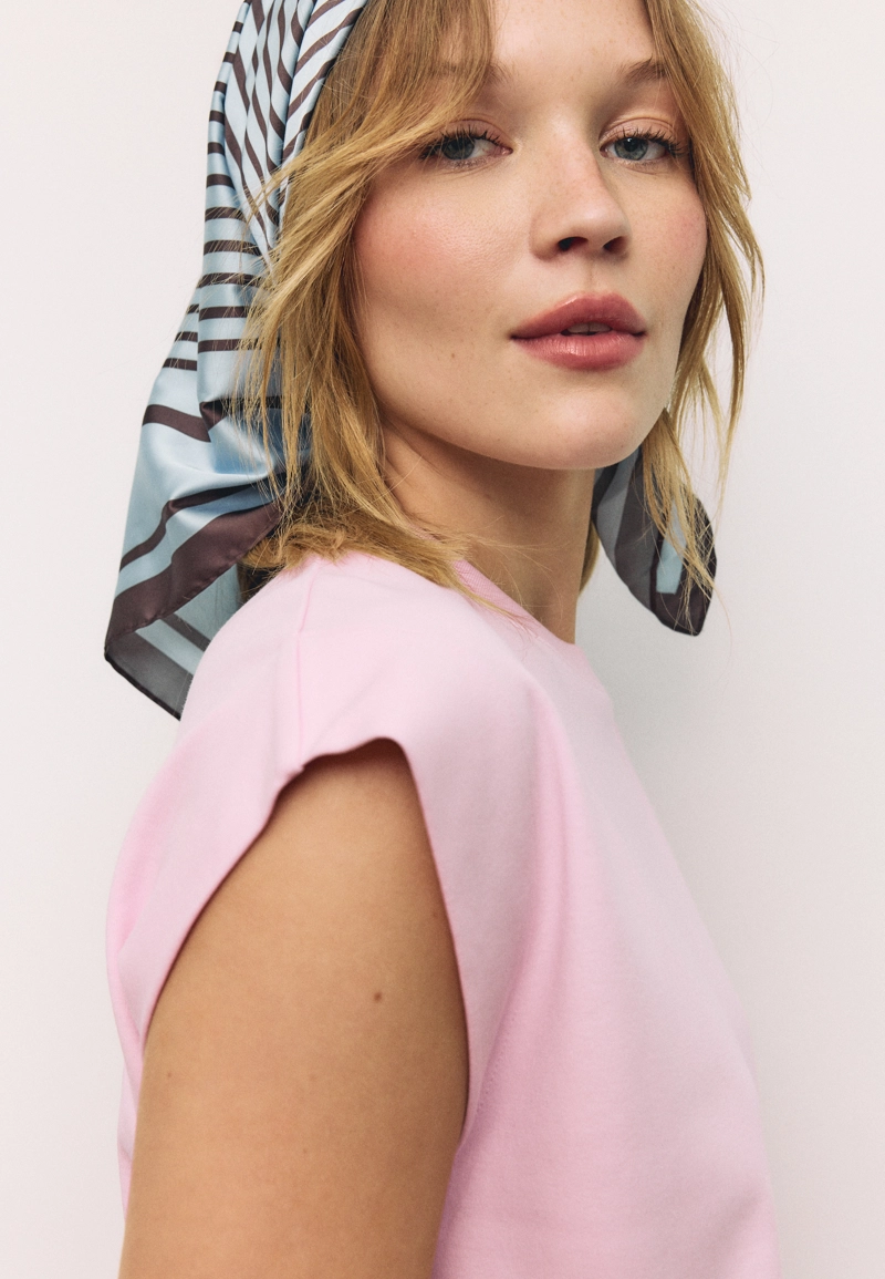 Базовая футболка со спущенным рукавом B06