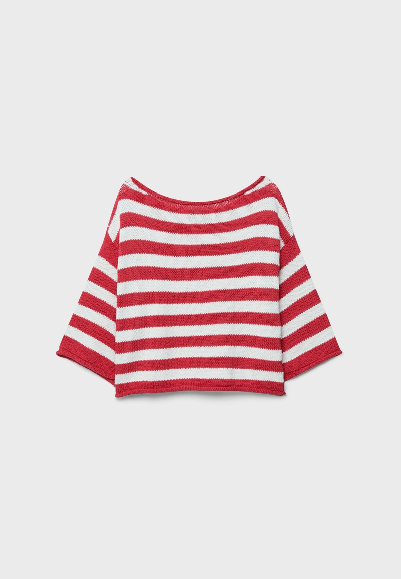 Трикотажный свитер с вырезом-лодочкой