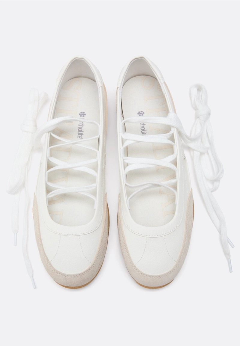 Балетки спортивного типа с завязками