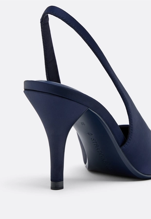 Туфли на каблуке с атласным эффектом- Заказать в России