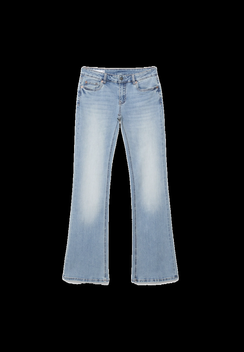 Джинсы D67 зауженные bootcut