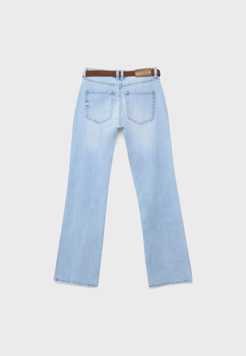 Джинсы D68 фасона bootcut с поясом