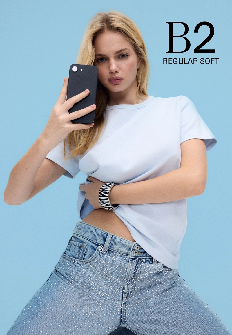 Базовая футболка regular из мягкой ткани