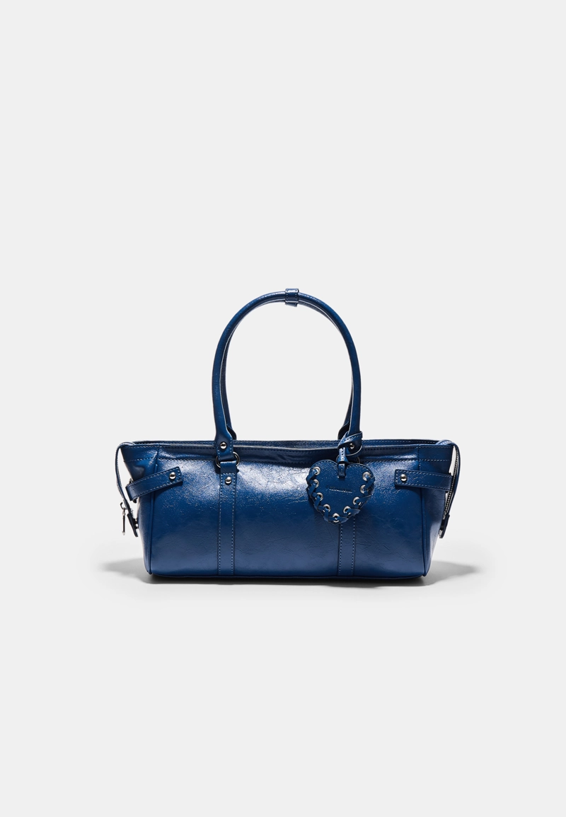 Сумка на плечо с сердечком