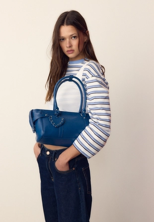 Сумка на плечо с сердечком- Заказать в России