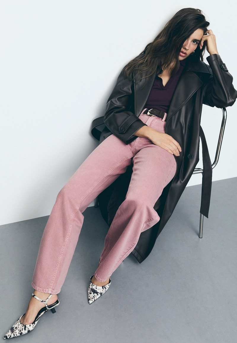 D92 Джинсы прямого широкого кроя