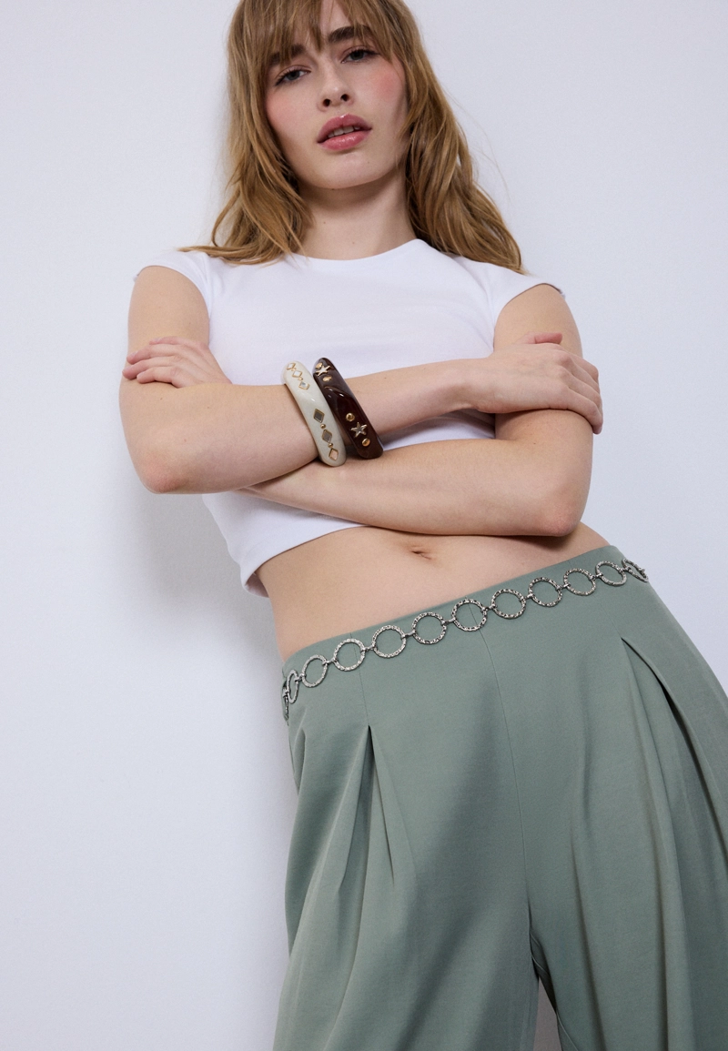 Набор из двух браслетов: со звездой и с камнем