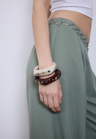 Набор из двух браслетов: со звездой и с камнем- Заказать в России