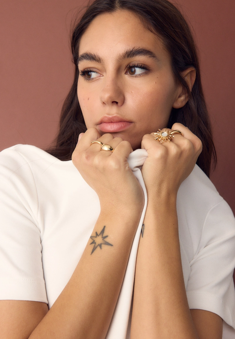 Набор из 4 колец с зеркальным эффектом