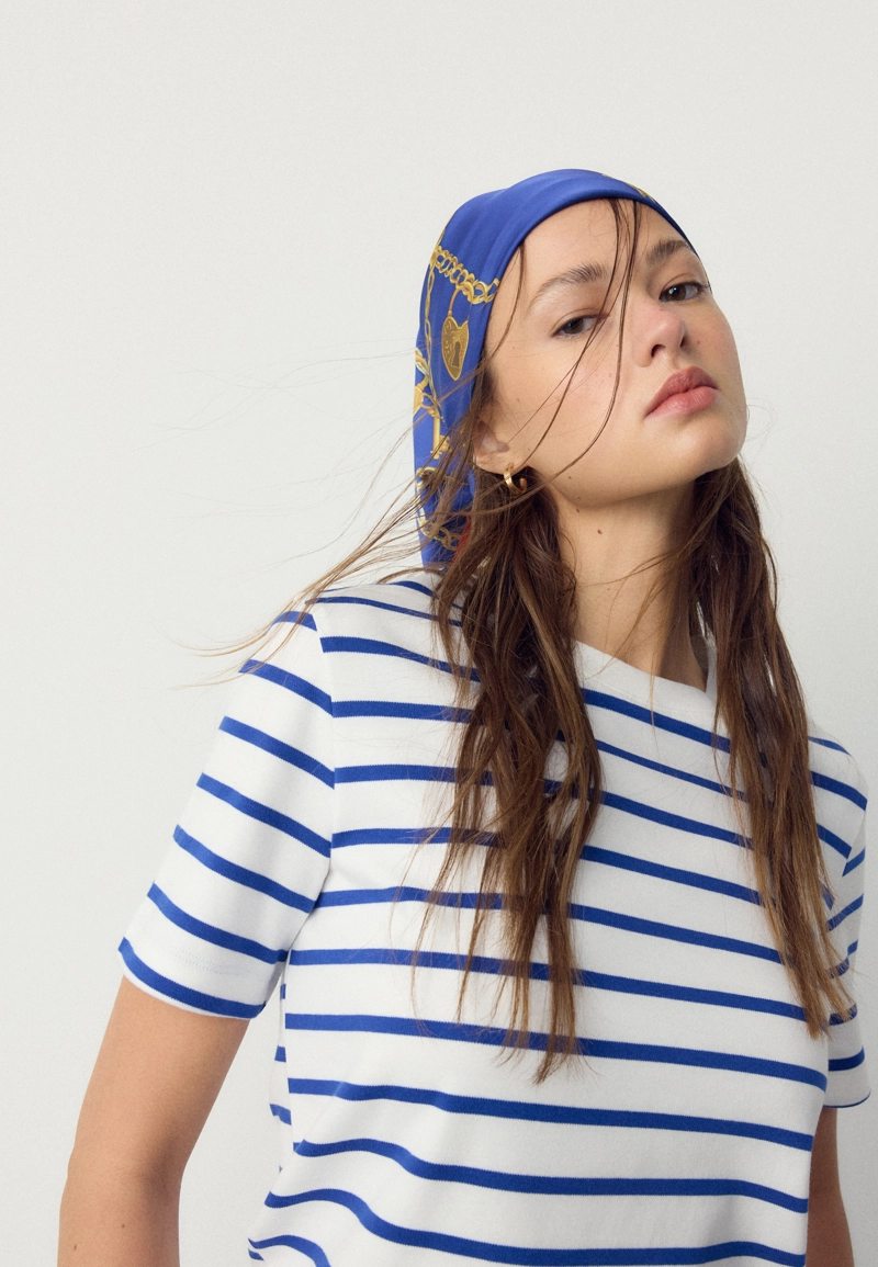 Шелковый платок с цепями