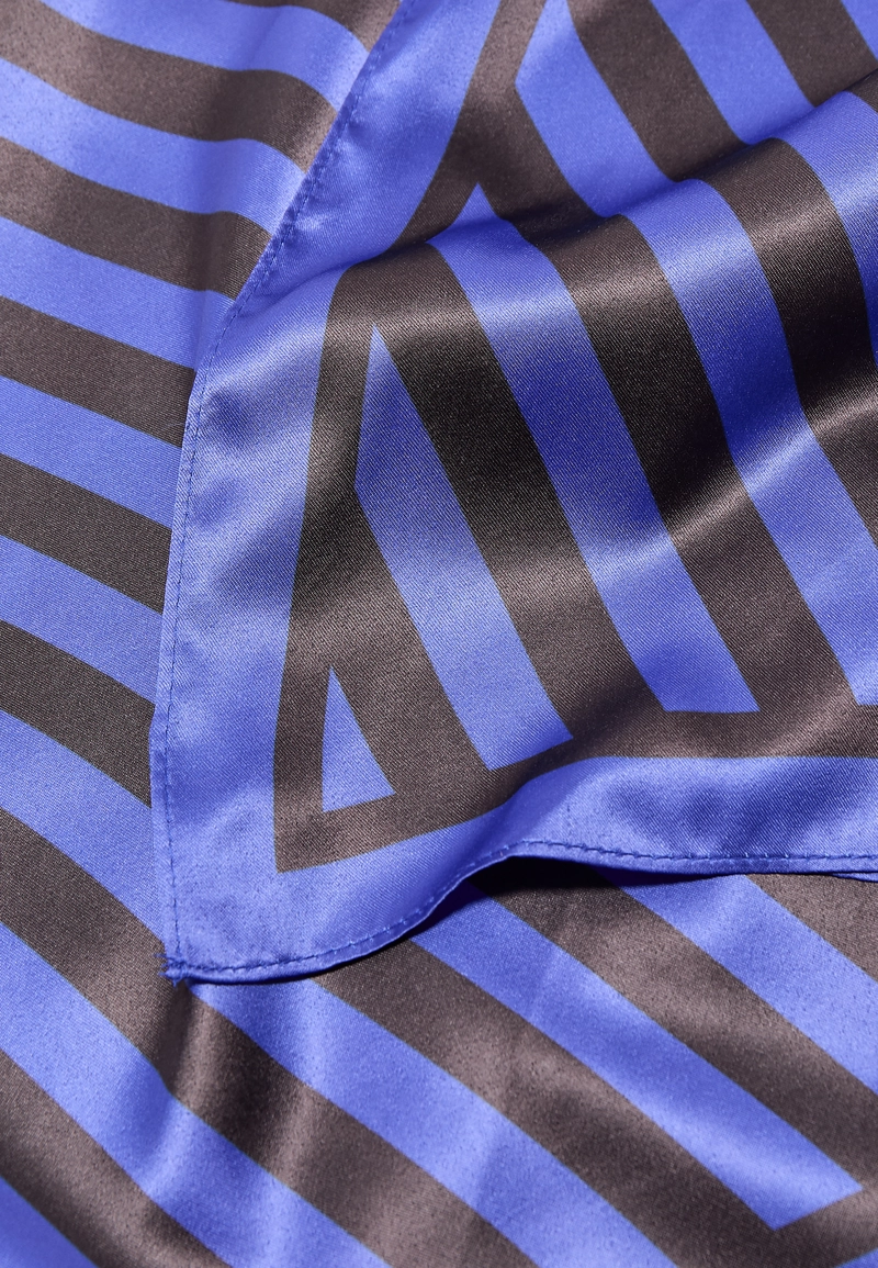 Платок в полоску