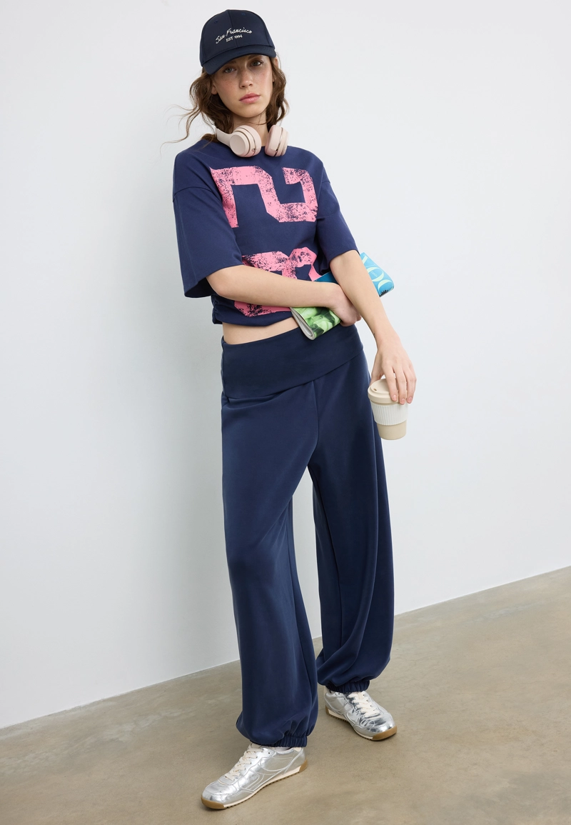 Укороченная футболка с драпировкой