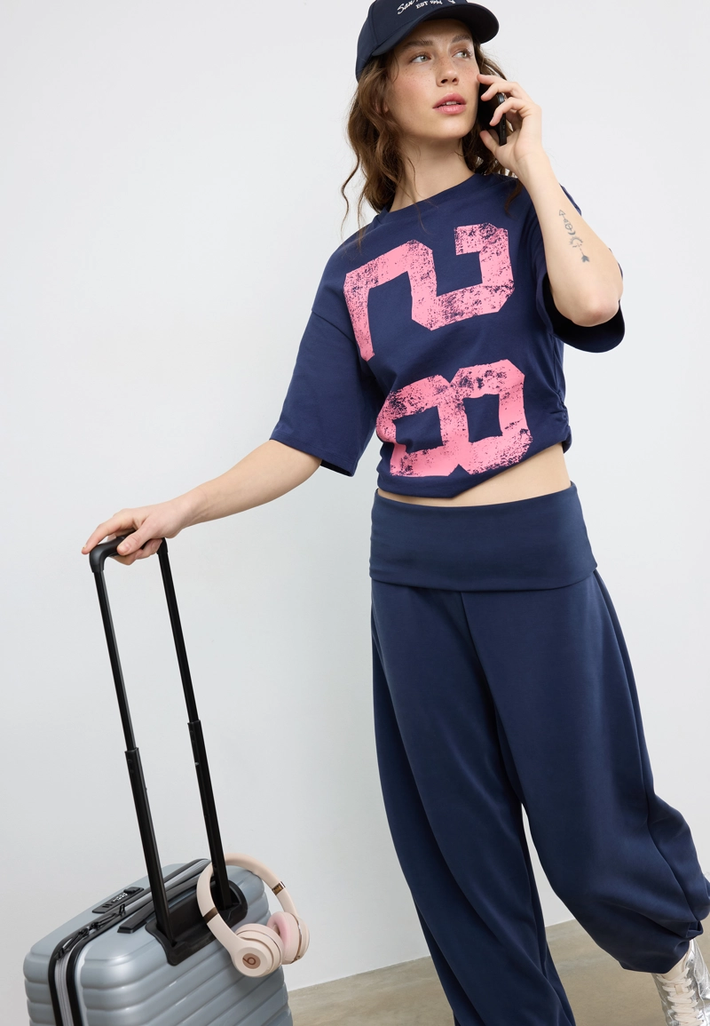 Укороченная футболка с драпировкой