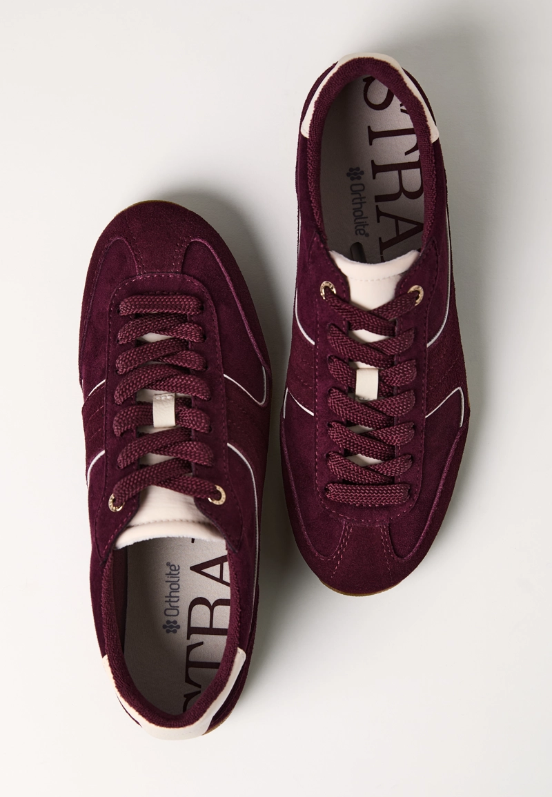 Кеды на тонкой подошве с кожаными деталями