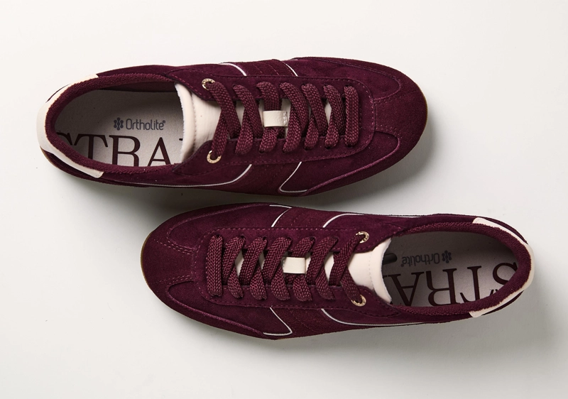 Кеды на тонкой подошве с кожаными деталями