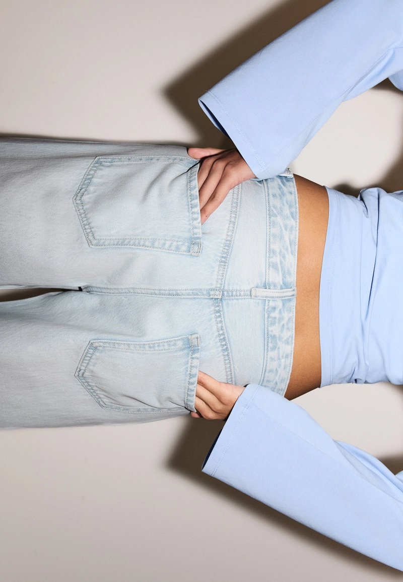 Джинсы свободного кроя