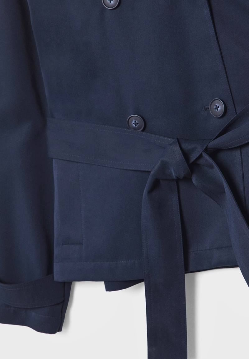 Тренч свободного кроя с поясом