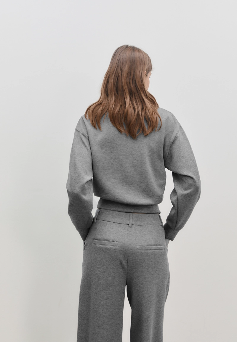 Толстовка из мягкой ткани