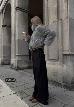 Брюки с макси-защипами и поясом- Заказать в России