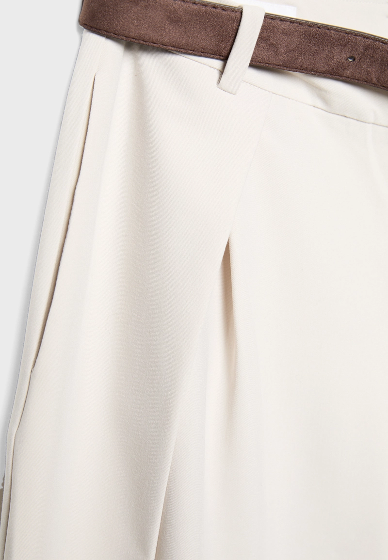 Брюки с макси-защипами и поясом