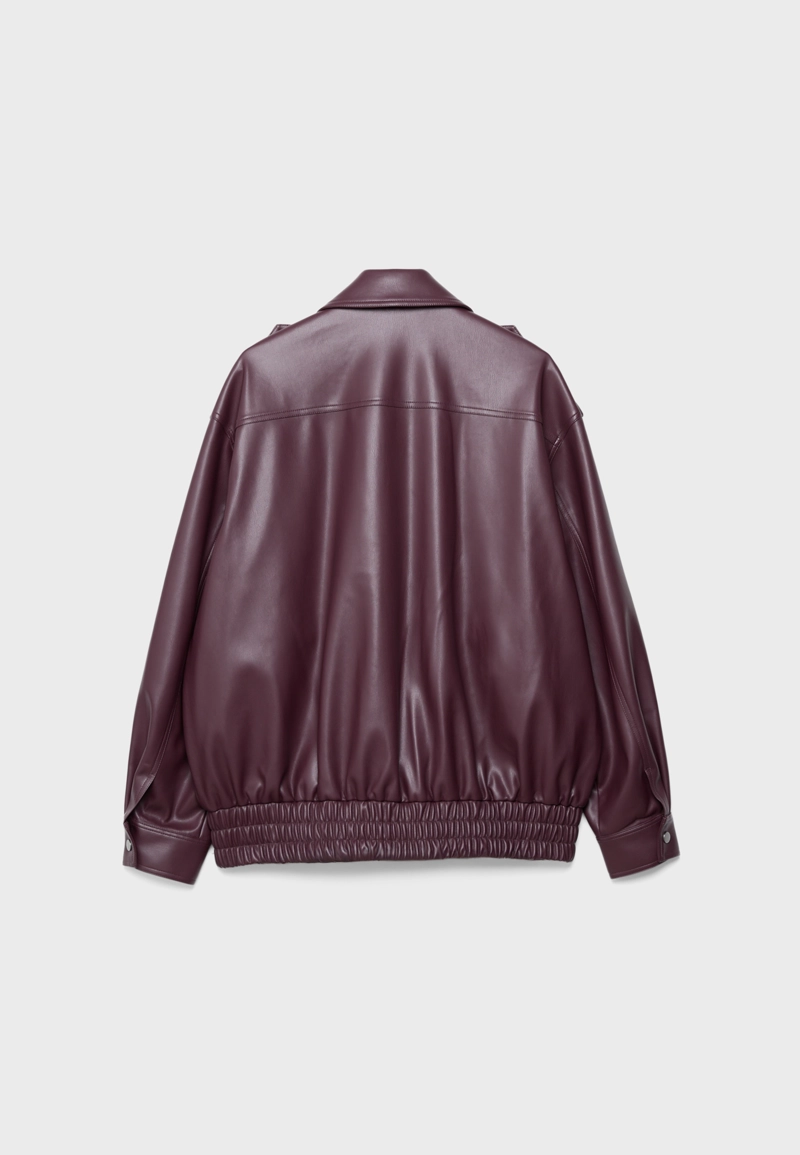 Объемная байкерская куртка из искусственной кожи