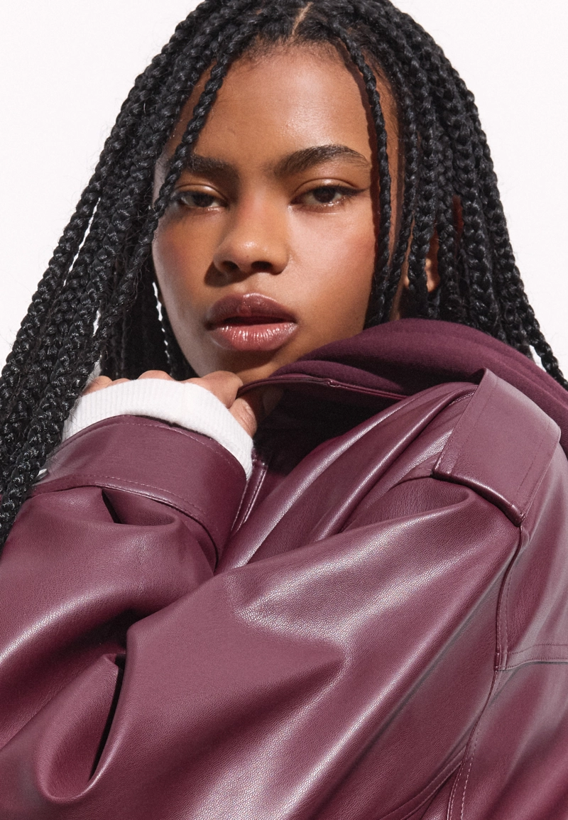 Объемная байкерская куртка из искусственной кожи