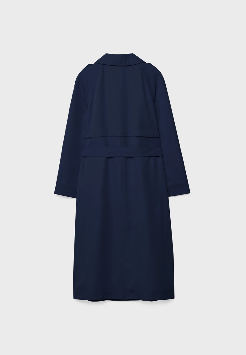 Длинный струящийся тренч