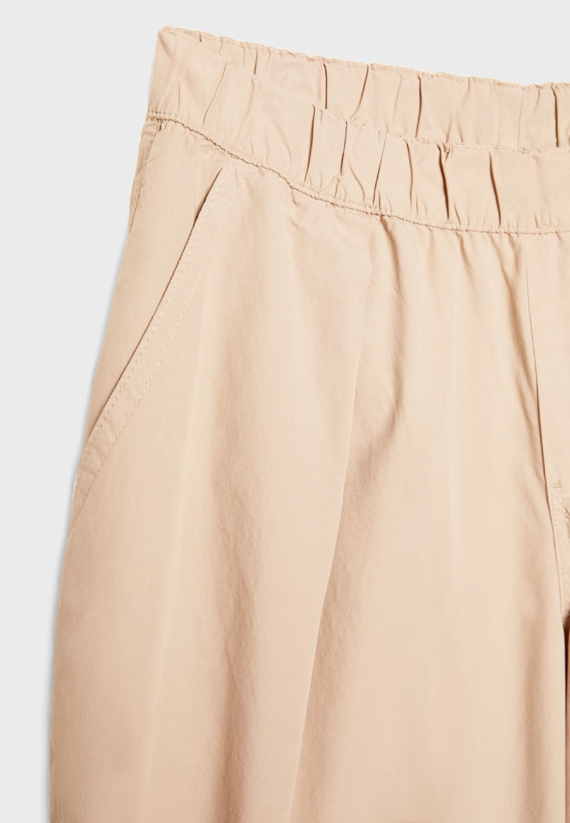 Длинные брюки-бочонки