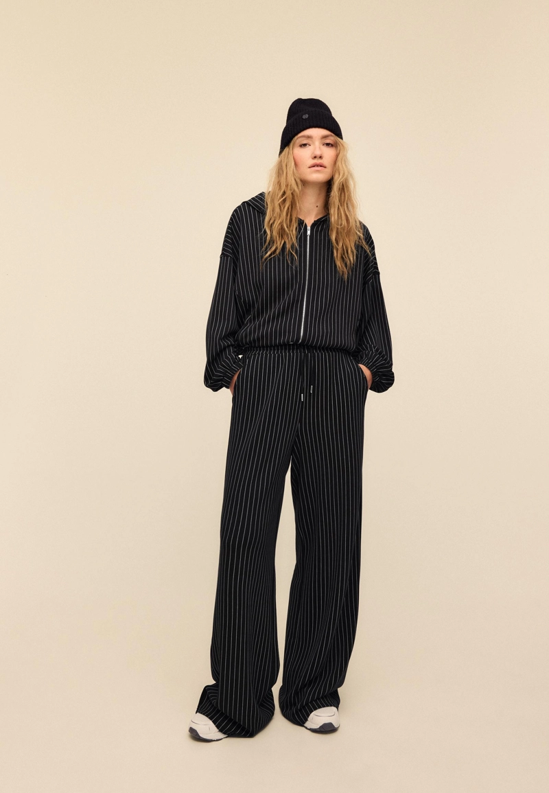 Брюки-джоггеры палаццо, мягкие на ощупь