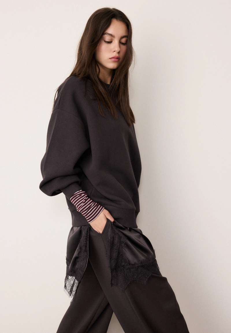 Толстовка с сатиновым подолом