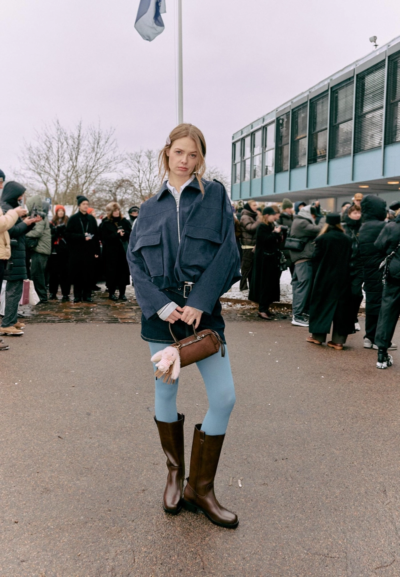 Удлиненная сумка с ремнем