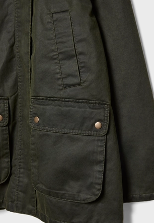 Парка с вощеным покрытием и множеством карманов- Заказать в России