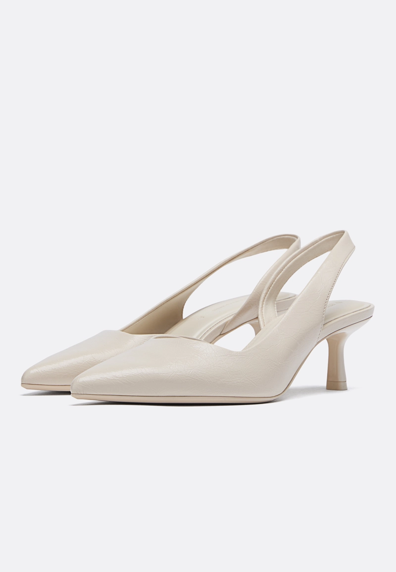 Классические туфли на каблуке