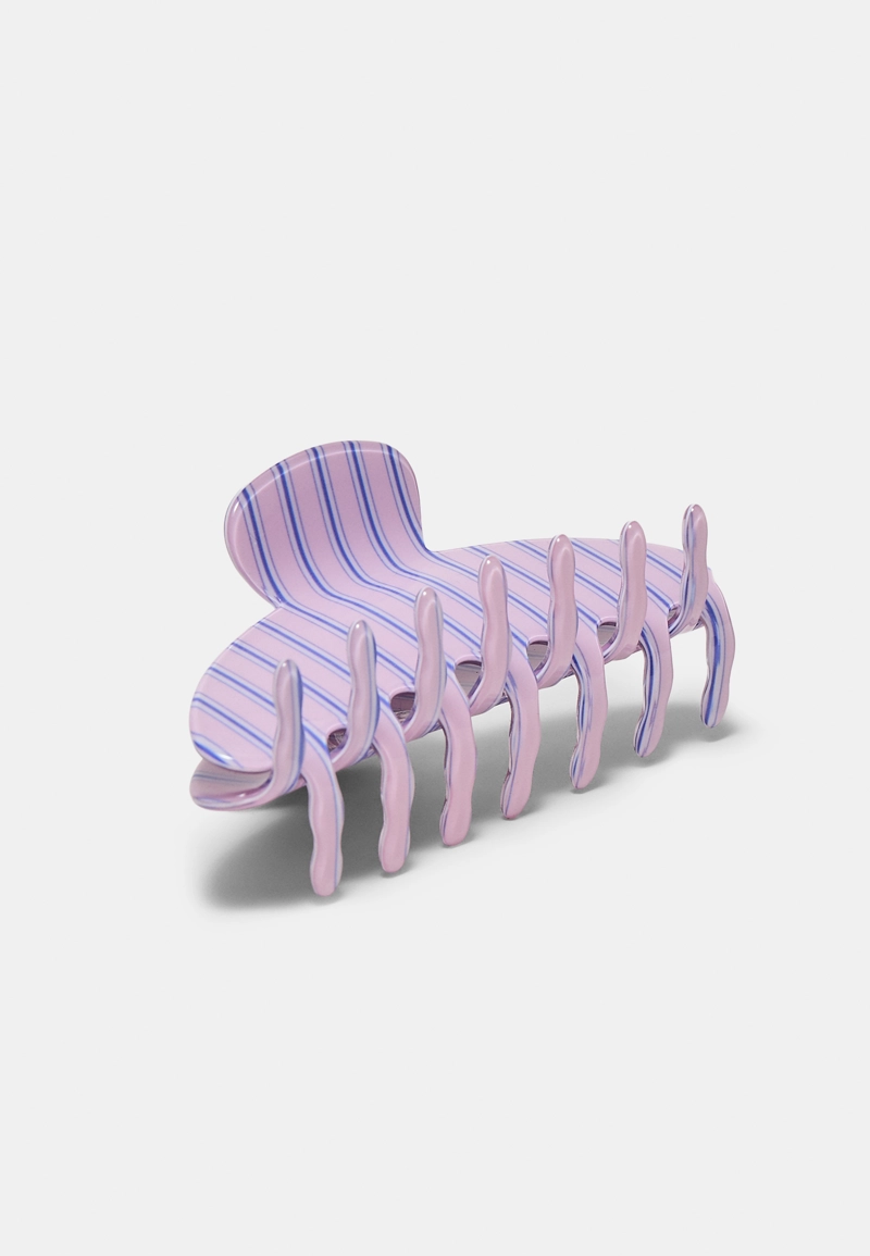 Заколка для меха в полоску