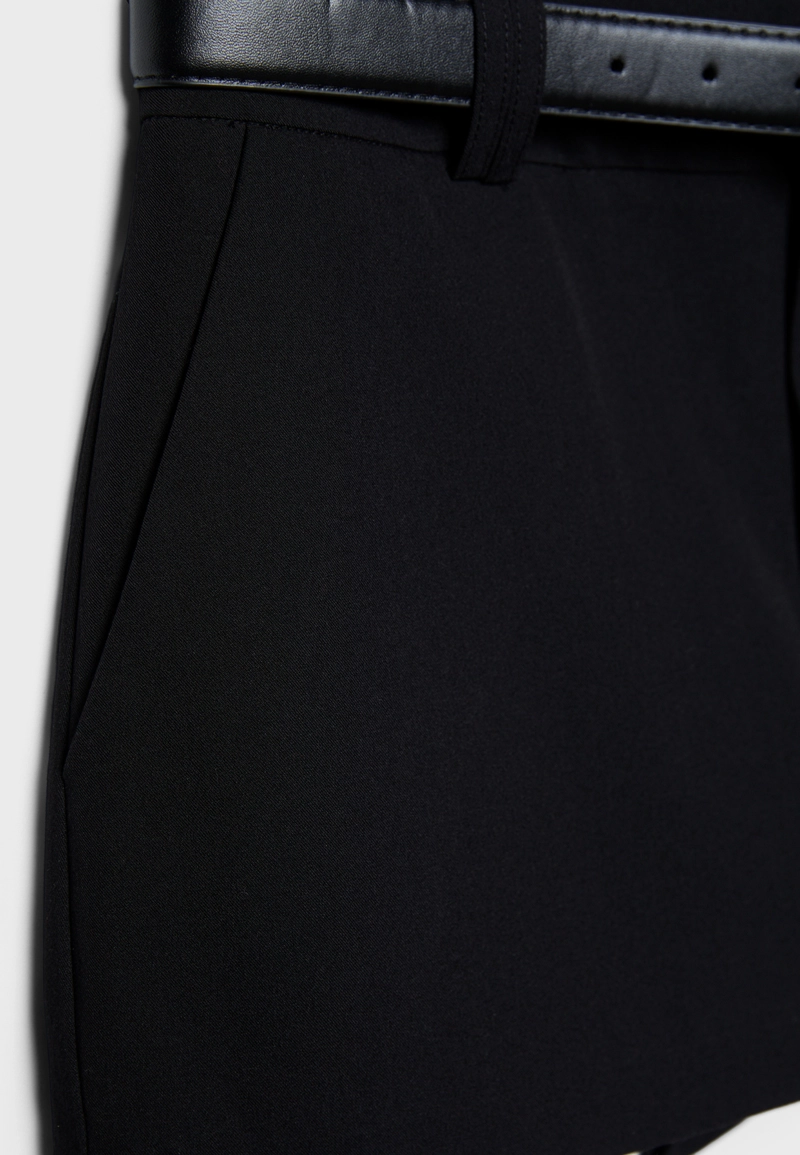 Мини-юбка-шорты с поясом