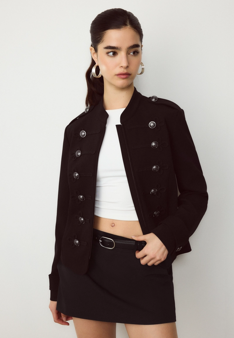 Мини-юбка-шорты с поясом