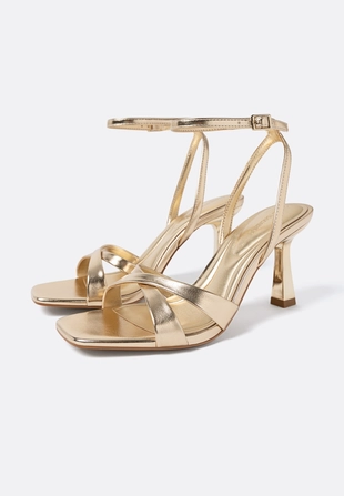 Босоножки на шпильке- Заказать в России