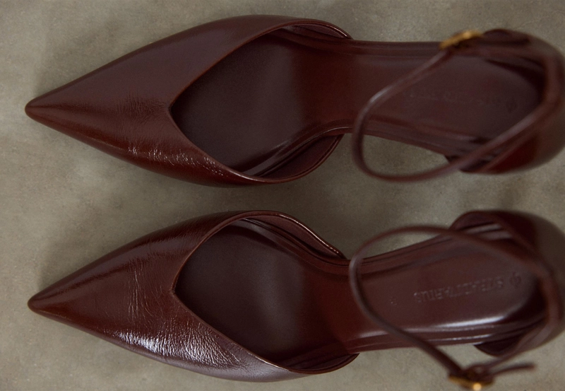 Кожаные туфли на каблуке