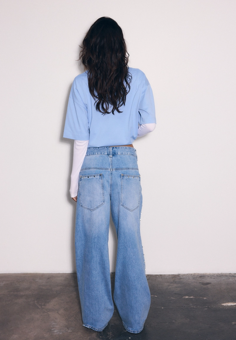 Джинсы супер свободного кроя с боковыми звездами