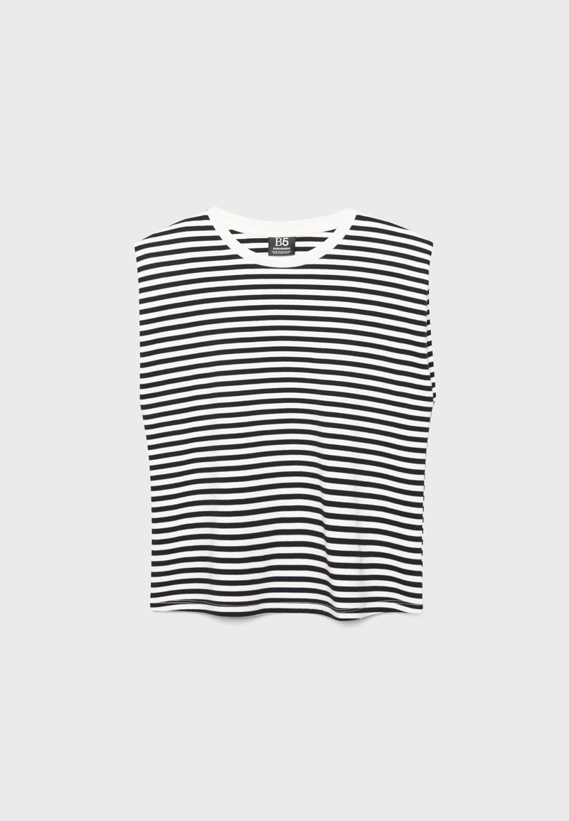 Базовая футболка в полоску с подплечниками