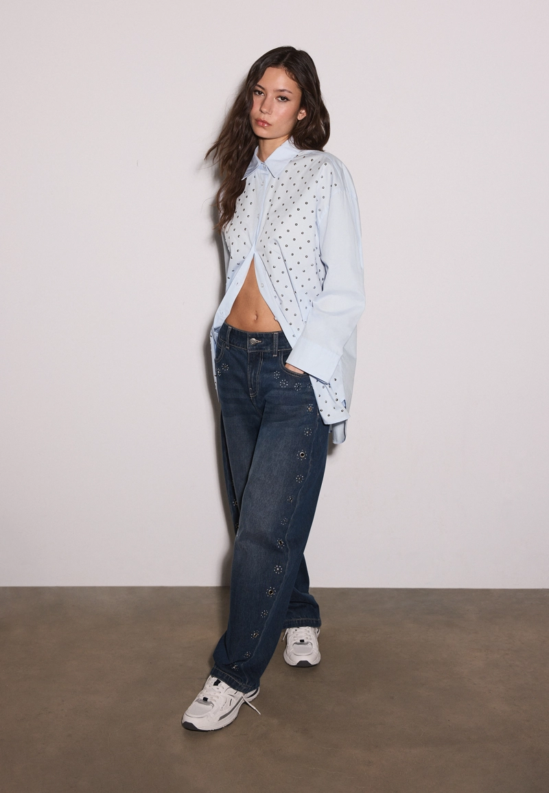 Рубашка оверсайз с заклепками