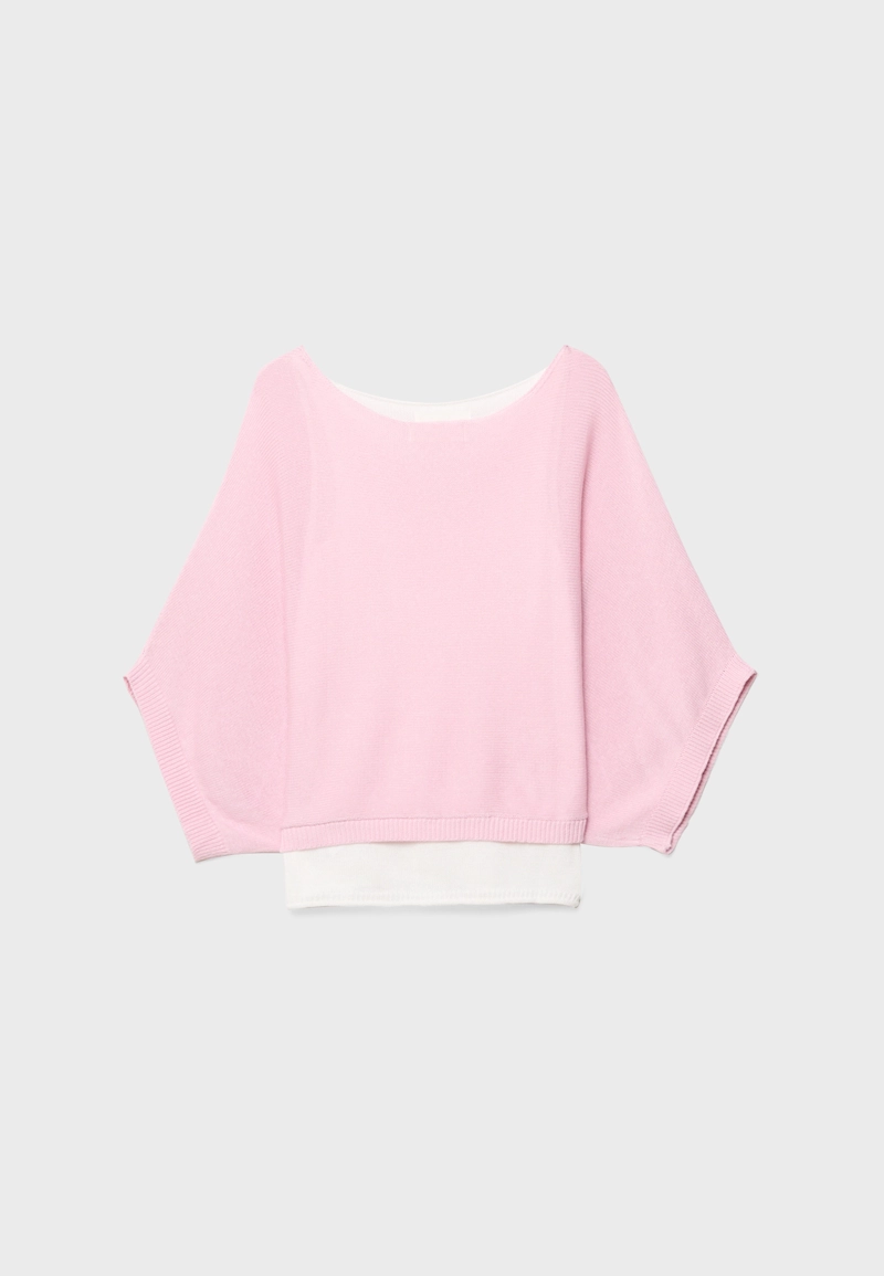 Свитер с вырезом-лодочкой и наложением