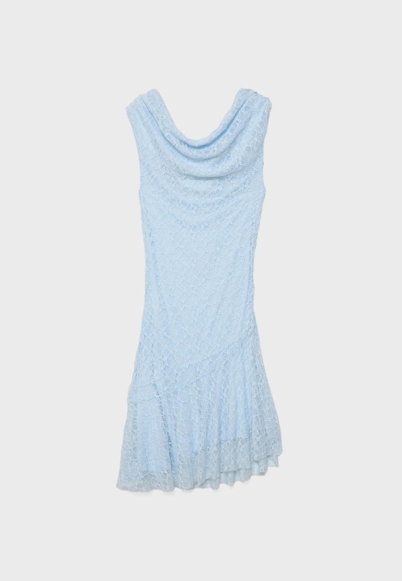 Асимметричное кружевное платье