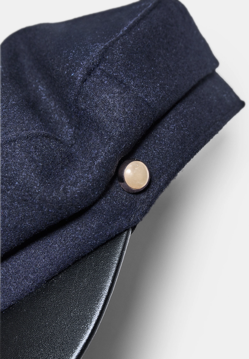 МОРСКАЯ КЕПКА ИЗ ДВУХ МАТЕРИАЛОВ