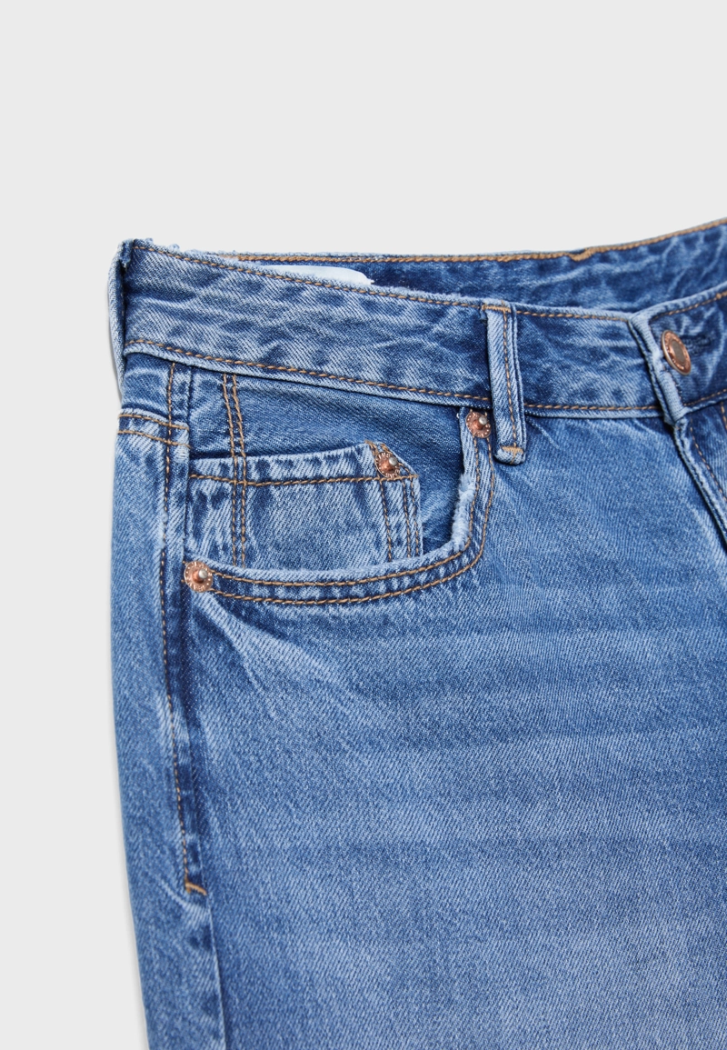 Джинсы D91 с низкой посадкой и широкими штанинами