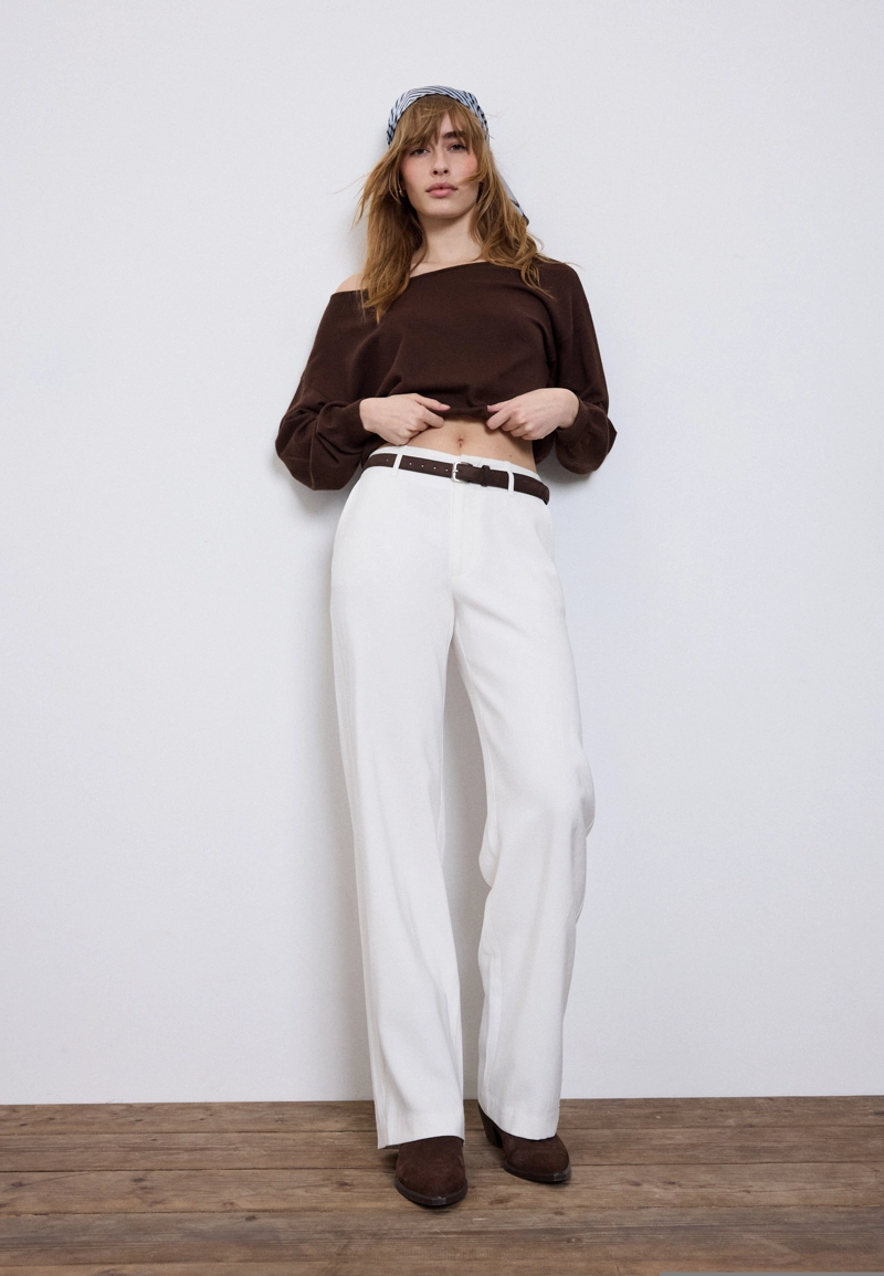 Прямые струящиеся брюки с поясом