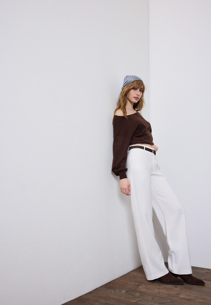 Прямые струящиеся брюки с поясом