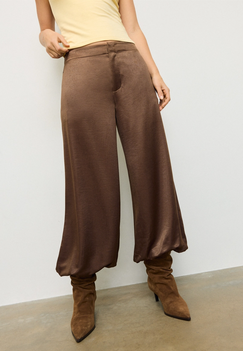 Атласные брюки-баллоны