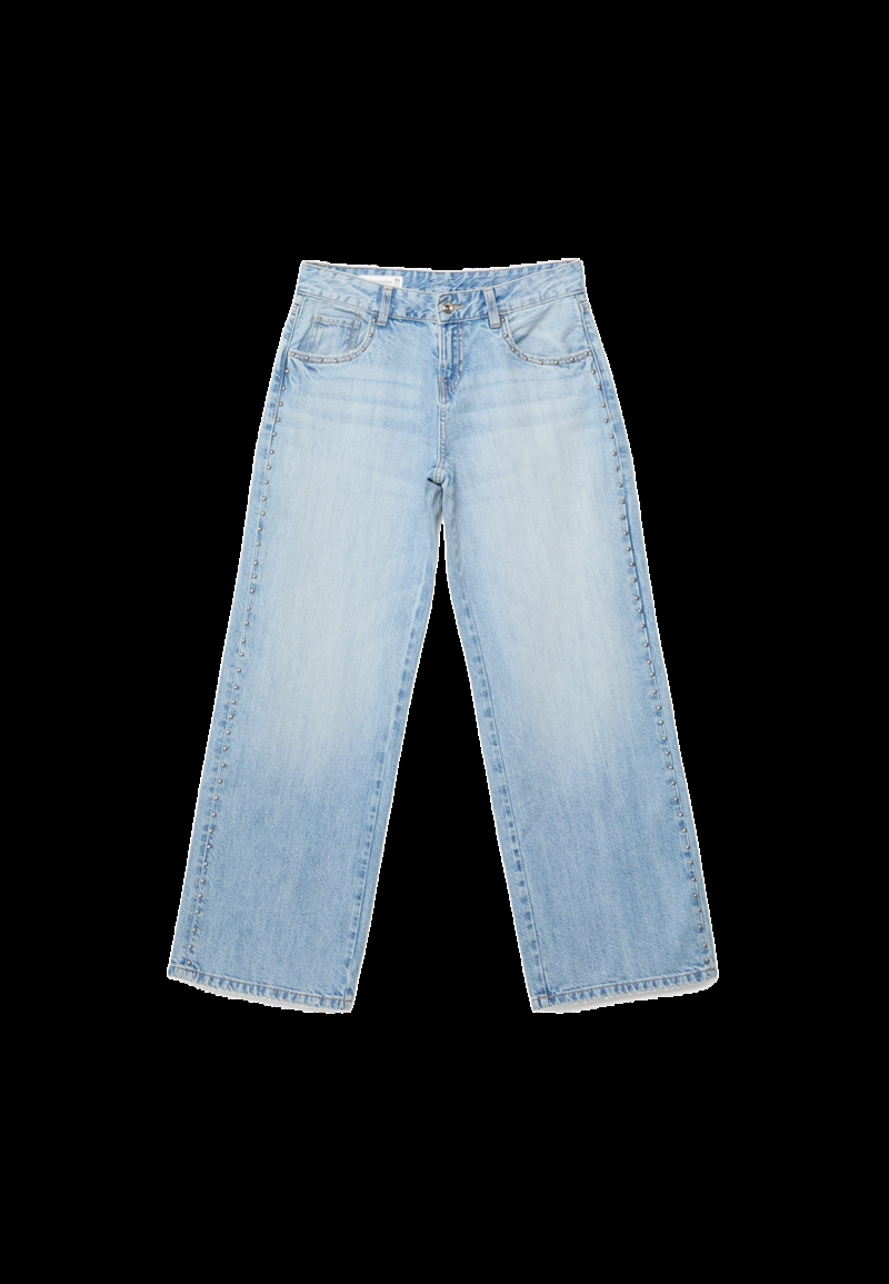 Джинсы свободного кроя с заклепками